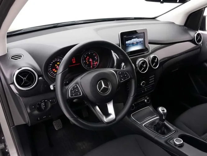 Mercedes-Benz B-Klasse B180d + GPS + Alu19 Image 8