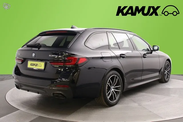 BMW 530 G31 Touring 530e xDrive A Charged Edition M Sport /  Image 4