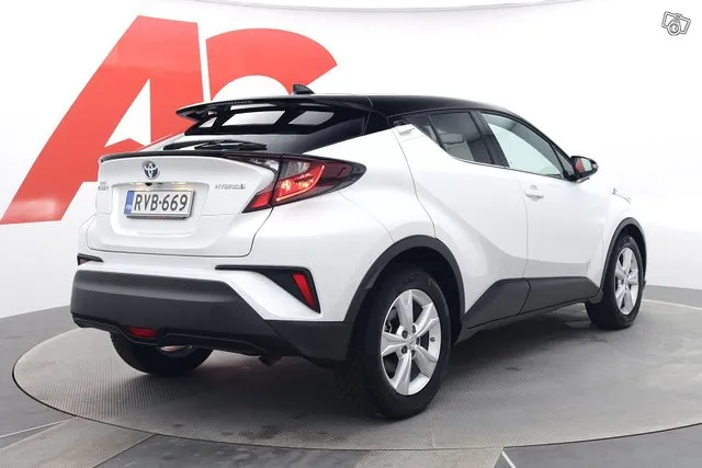 Toyota C-HR 1,8 Hybrid Intense Edition Image 5