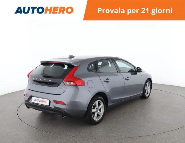 VOLVO V40 D3 Kinetic Image 5